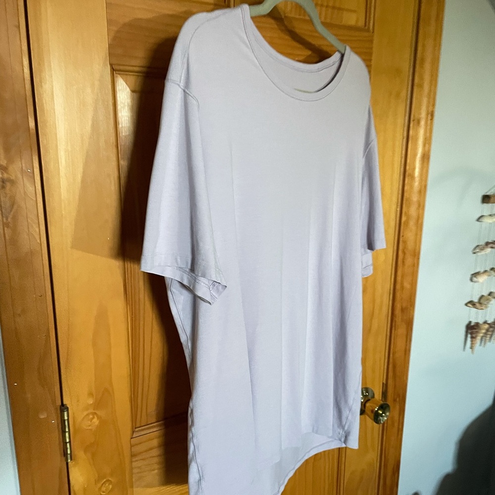 5 Year Basic T Lululemon Mens Shirt XXL